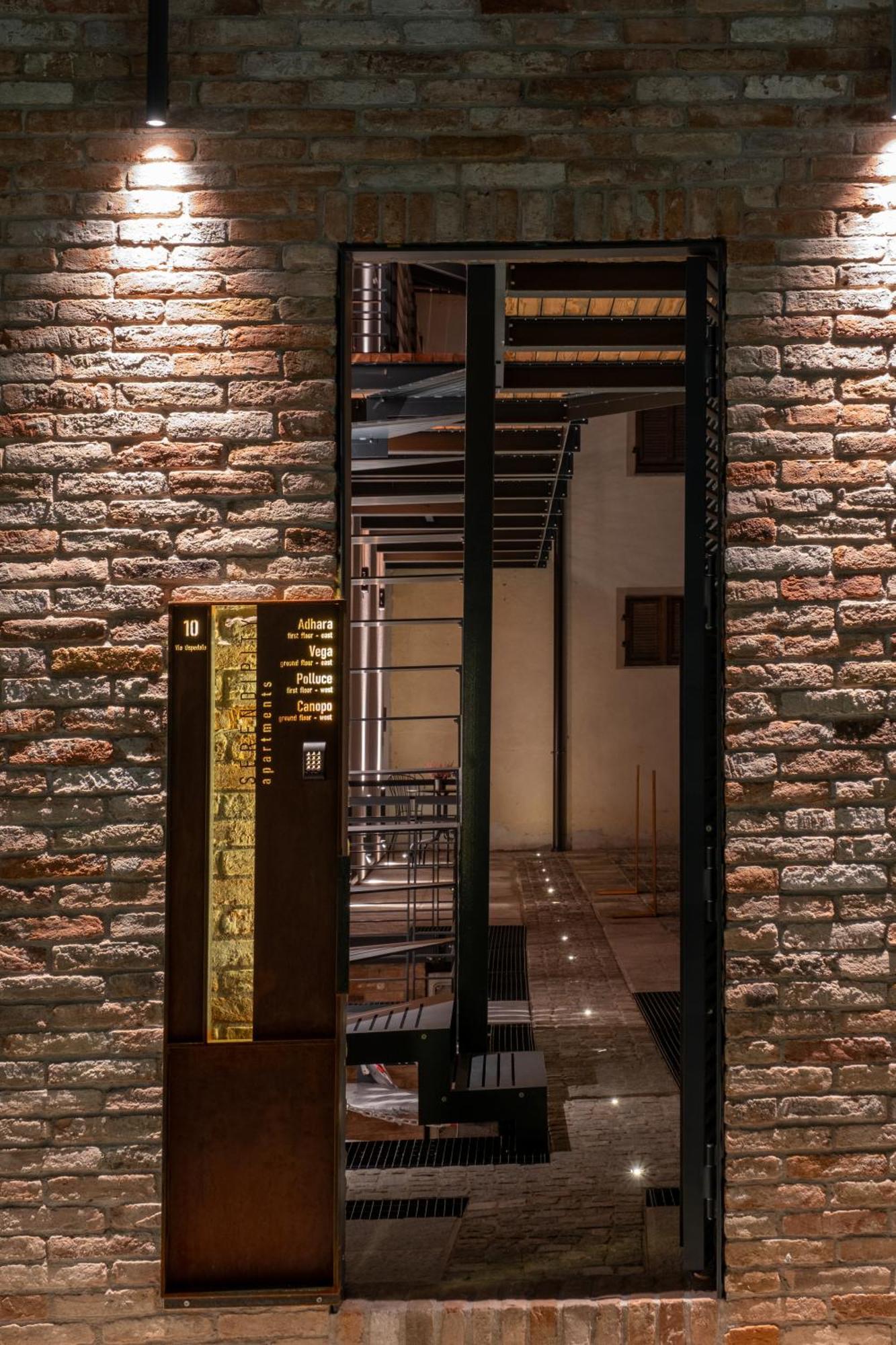 Serendipity Apartments Alba  Ngoại thất bức ảnh
